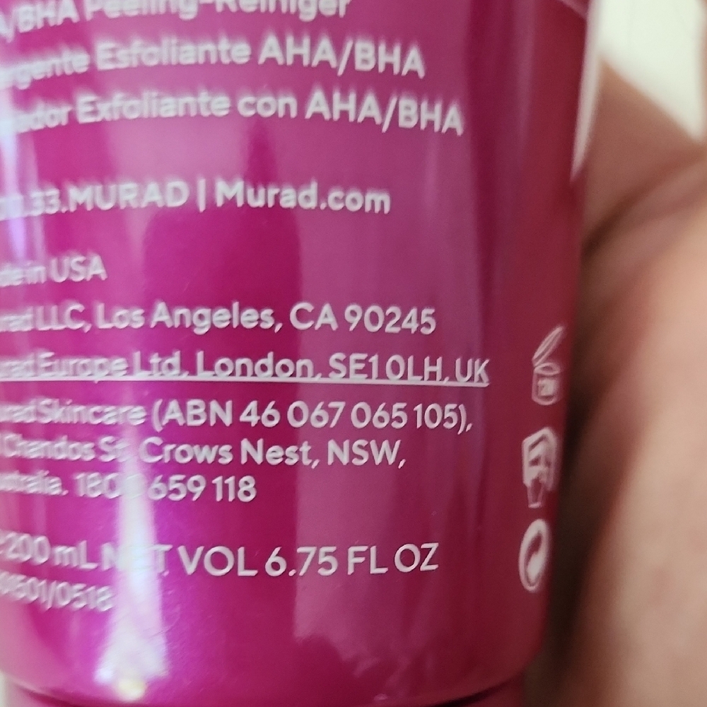 Murad Purple and Cleanser & Exfoliant Skincare - Picture 5 of 5